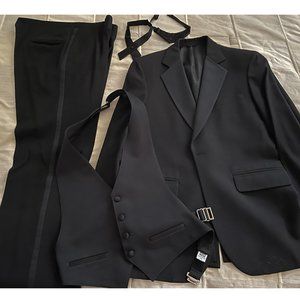 AT Harris Vintage Men's Tuxedo Black
